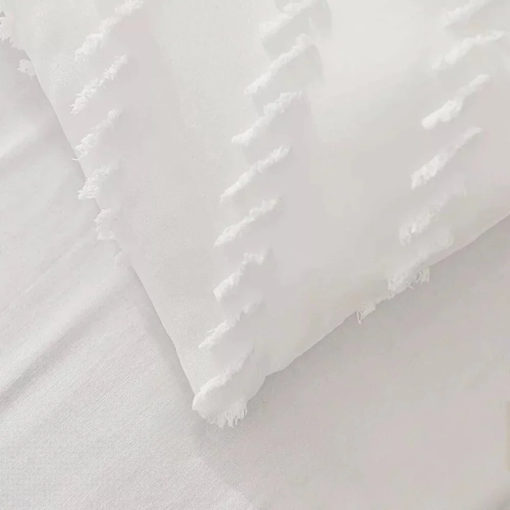 NEW Anthro White Tufted King / Queen Size Fringe Comforter Bedding Sham Case Set